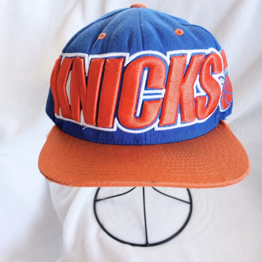 Mitchell Ness Nostalgia New York Knicks  Snapback Hat Heavy Embroidery Hardwood